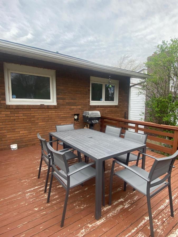 Private Room Lakeview House- Westmount Moncton Exterior photo